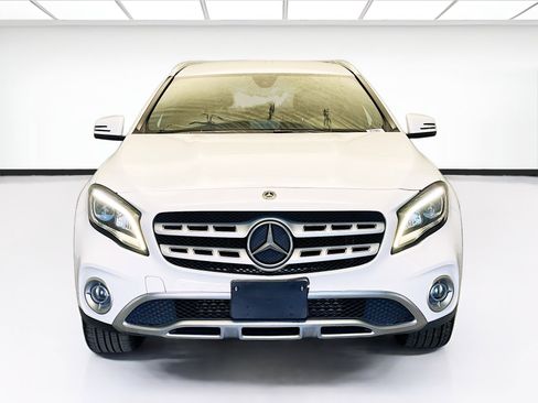 Used 2020 Mercedes-Benz GLA 250 w/ Premium Package image 2