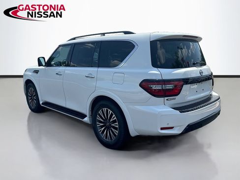 Used 2023 Nissan Armada SL w/ Midnight Edition Package RWD image 6