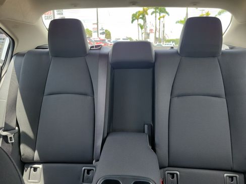 Used 2022 Toyota Corolla LE FWD image 21