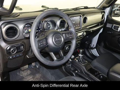 Used 2023 Jeep Wrangler Unlimited w/ Cold Weather Group AWD/4WD image 24