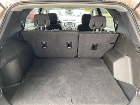 Used 2019 Chevrolet Equinox LS w/ LS Convenience Package AWD/4WD image 19