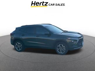 Used 2025 Chevrolet Trax LT video 1