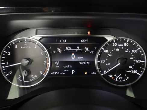 Used 2024 Nissan Pathfinder SL w/ SL Premium Package AWD/4WD image 49