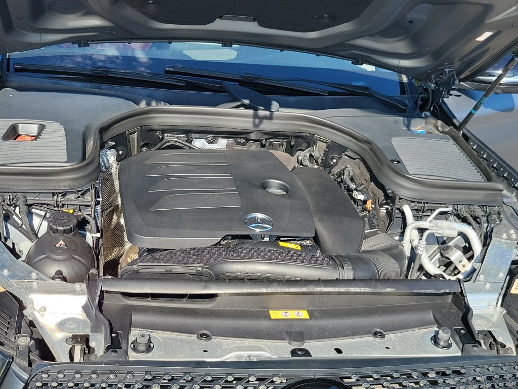 Used 2022 Mercedes-Benz GLC 300 image 40