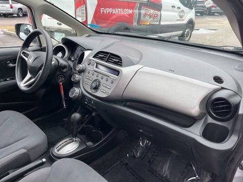 Used 2013 Honda Fit image 9