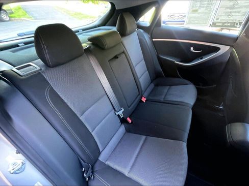 Used 2014 Hyundai Elantra GT FWD image 14