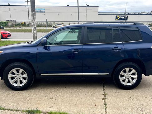 Used 2013 Toyota Highlander Plus image 8