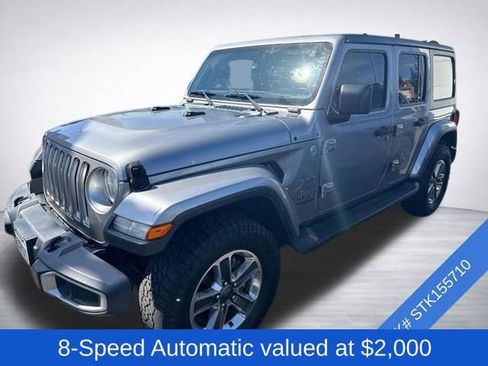Used 2018 Jeep Wrangler Unlimited Sahara image 2