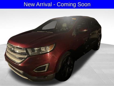 Used 2015 Ford Edge Titanium w/ Technology Package FWD image 2