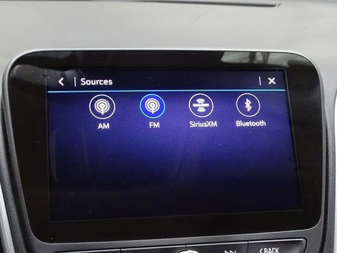 Used 2023 Chevrolet Malibu LT image 29