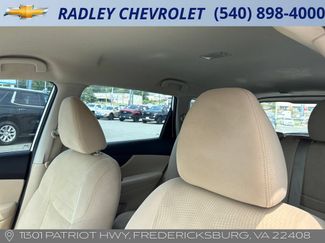 Used 2014 Nissan Rogue S FWD video 2