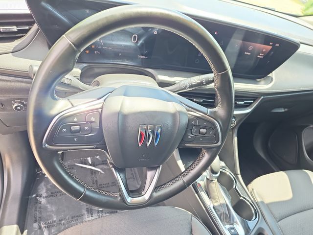 Certified 2024 Buick Encore GX Preferred FWD image 17