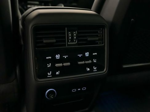 New 2026 Porsche Cayenne image 20