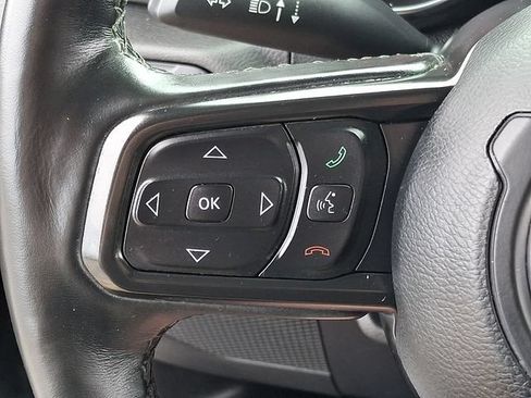 Used 2021 Jeep Gladiator Sport AWD/4WD image 23