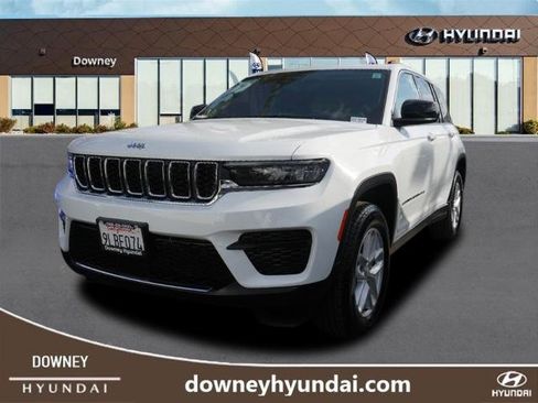 Used 2024 Jeep Grand Cherokee Laredo X w/ Trailer Tow Package image 1