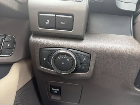 Used 2021 Ford Expedition XLT image 20