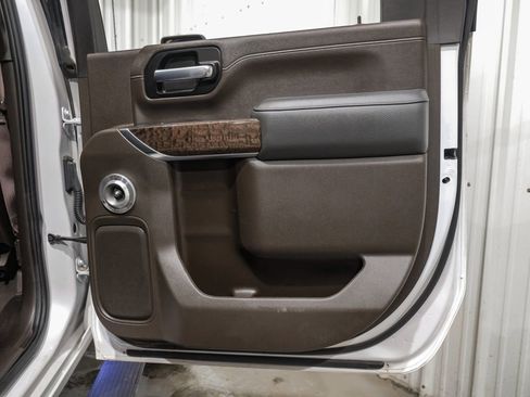 Used 2022 GMC Sierra 2500 Denali w/ Denali Ultimate Package AWD/4WD image 47