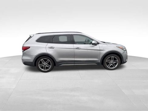 Used 2017 Hyundai Santa Fe Limited w/ Cargo Package image 8