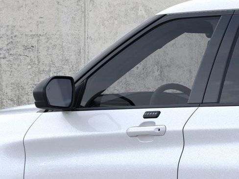 New 2026 Ford Explorer Active w/ Active Comfort Package AWD/4WD image 19