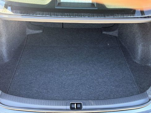 Used 2026 Toyota Corolla LE image 28