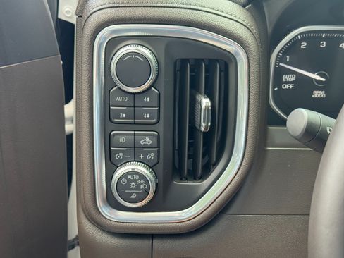Used 2019 GMC Sierra 1500 Denali AWD/4WD image 19