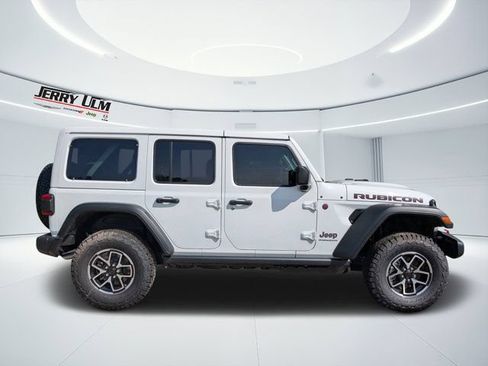 New 2026 Jeep Wrangler Unlimited Rubicon AWD/4WD image 2