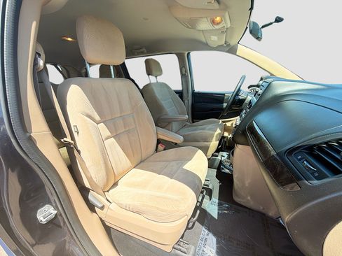 Used 2014 Dodge Grand Caravan SE w/ Quick Order Package 29E SE FWD image 27