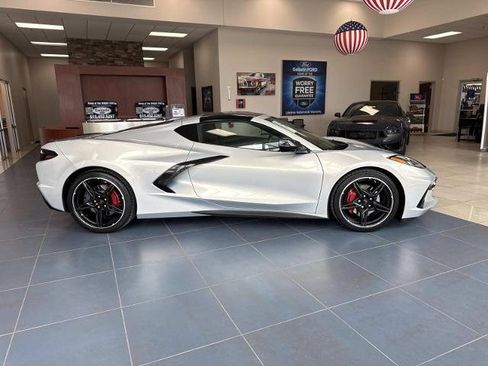 Used 2023 Chevrolet Corvette Stingray Preferred Cpe w/ 2LT RWD image 4