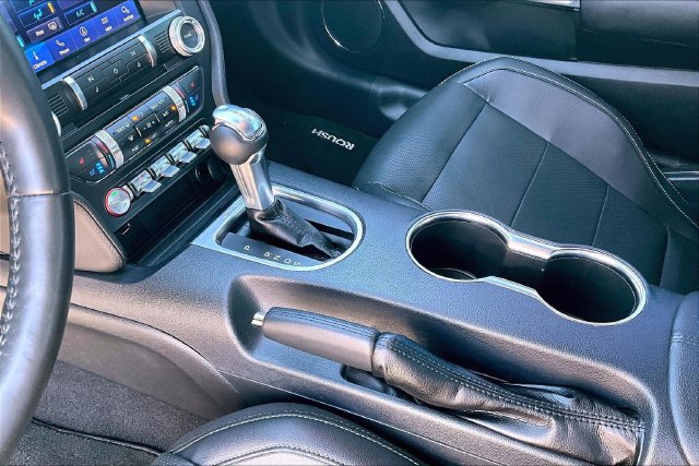 Used 2021 Ford Mustang GT Premium w/ GT Performance Package RWD image 14