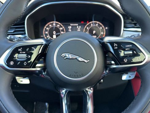 Used 2025 Jaguar F-PACE R-Dynamic S AWD/4WD image 17