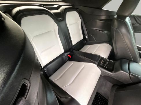 Used 2018 Chevrolet Camaro SS RWD image 16