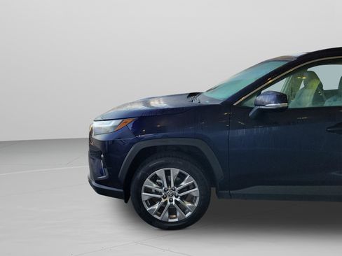 Used 2023 Toyota RAV4 XLE Premium image 29