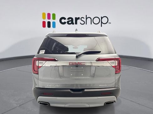 Used 2023 GMC Acadia SLE w/ Driver Convenience Package image 4