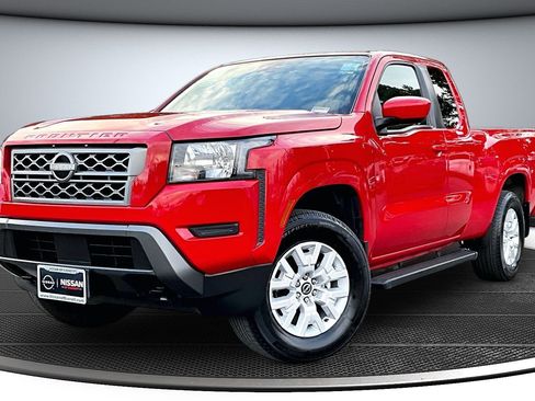 Used 2022 Nissan Frontier SV w/ Technology Package image 3