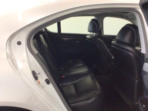 Used 2016 Lexus LS 460 AWD w/ Comfort Package image 7