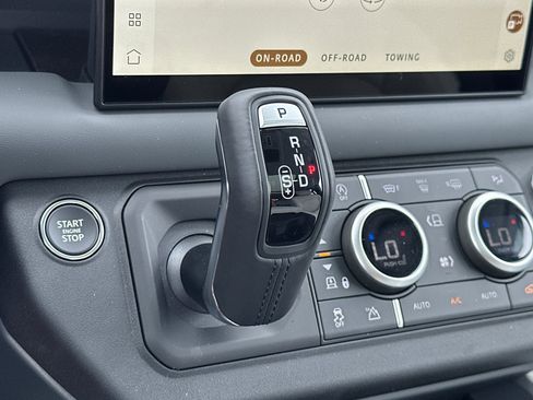 New 2025 Land Rover Defender 130 S image 21