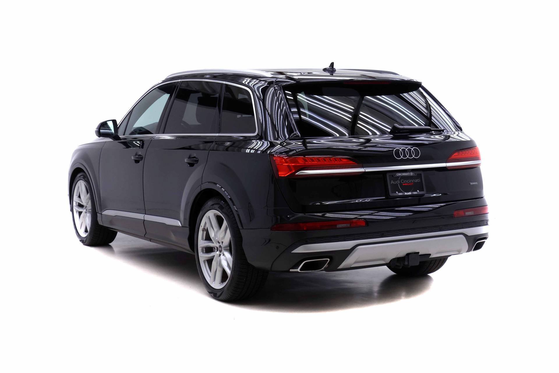 Certified 2025 Audi Q7 3.0T Premium Plus w/ Premium Plus Package AWD/4WD image 5