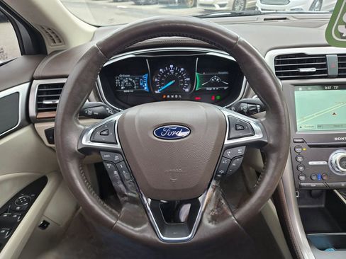 Used 2018 Ford Fusion Energi Platinum image 26