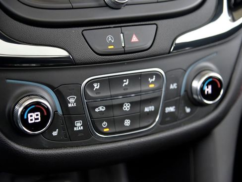 Used 2024 Chevrolet Equinox RS image 24