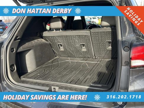 Used 2023 Chevrolet Equinox RS w/ LPO, Floor Liner Package image 3