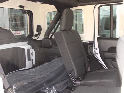 New 2026 Jeep Wrangler Rubicon image 29