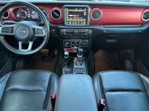 Used 2022 Jeep Gladiator Rubicon w/ LED Lighting Group AWD/4WD image 13