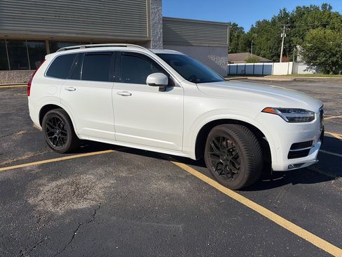 Used 2019 Volvo XC90 T6 Momentum w/ Advanced Package AWD/4WD image 10