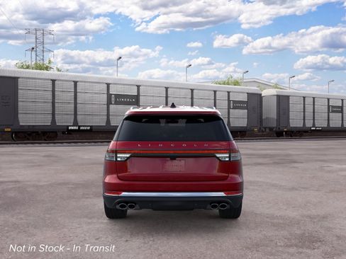 New 2026 Lincoln Aviator 2WD image 8