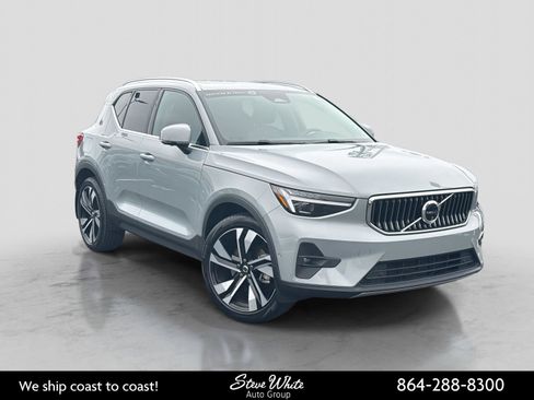 Certified 2024 Volvo XC40 B5 Plus w/ Protection Package Premier image 1