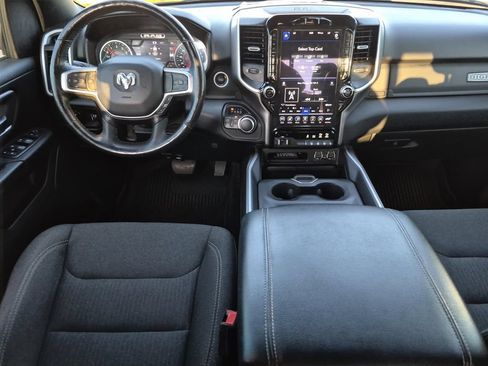 Used 2020 RAM 1500 Big Horn AWD/4WD image 14
