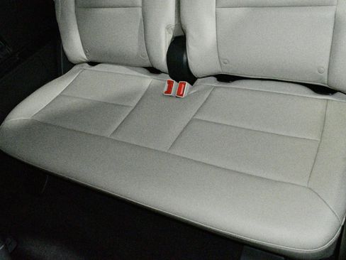 Used 2020 Ford Explorer Limited w/ Class III Trailer Tow Package image 23