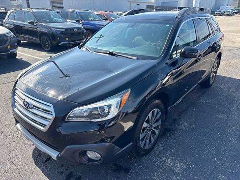 Used 2017 Subaru Outback 2.5i Limited AWD/4WD image 6