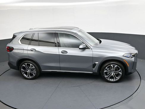 Used 2026 BMW X5 xDrive40i w/ Climate Comfort Package AWD/4WD image 18