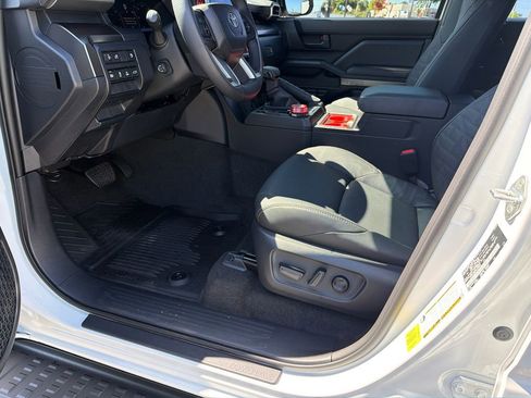 Used 2026 Toyota 4Runner TRD Off-Road Premium AWD/4WD image 9